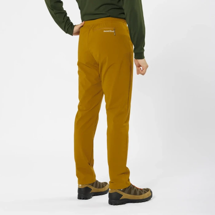 climbing-clothing.webp