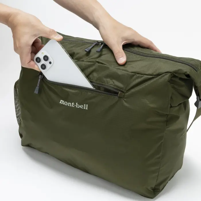 Pocketable Light Shoulder L | Montbell America