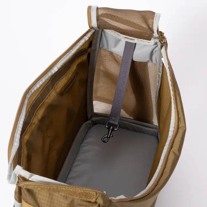 Dog Carrying Shoulder Bag L | Montbell America