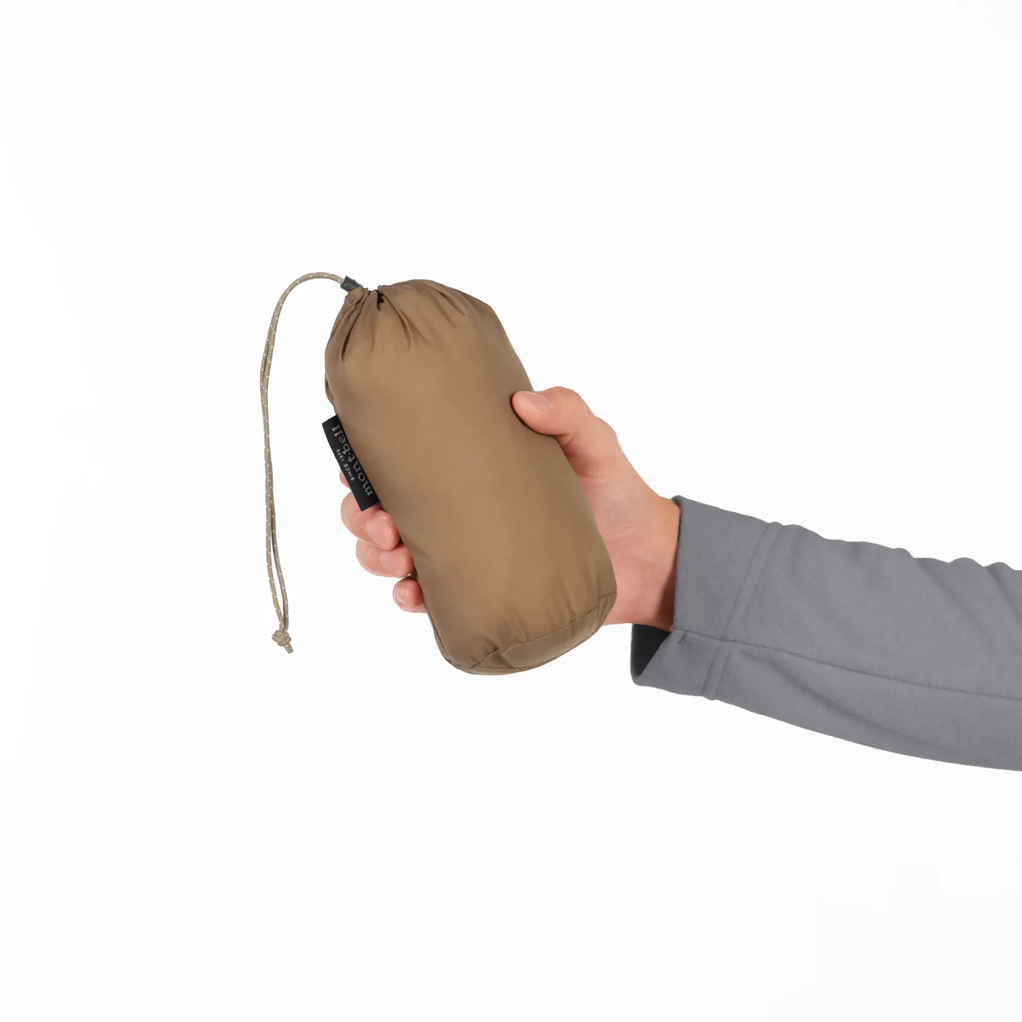 スペリオダウン ラウンドネックベスト Men's | Montbell Japan