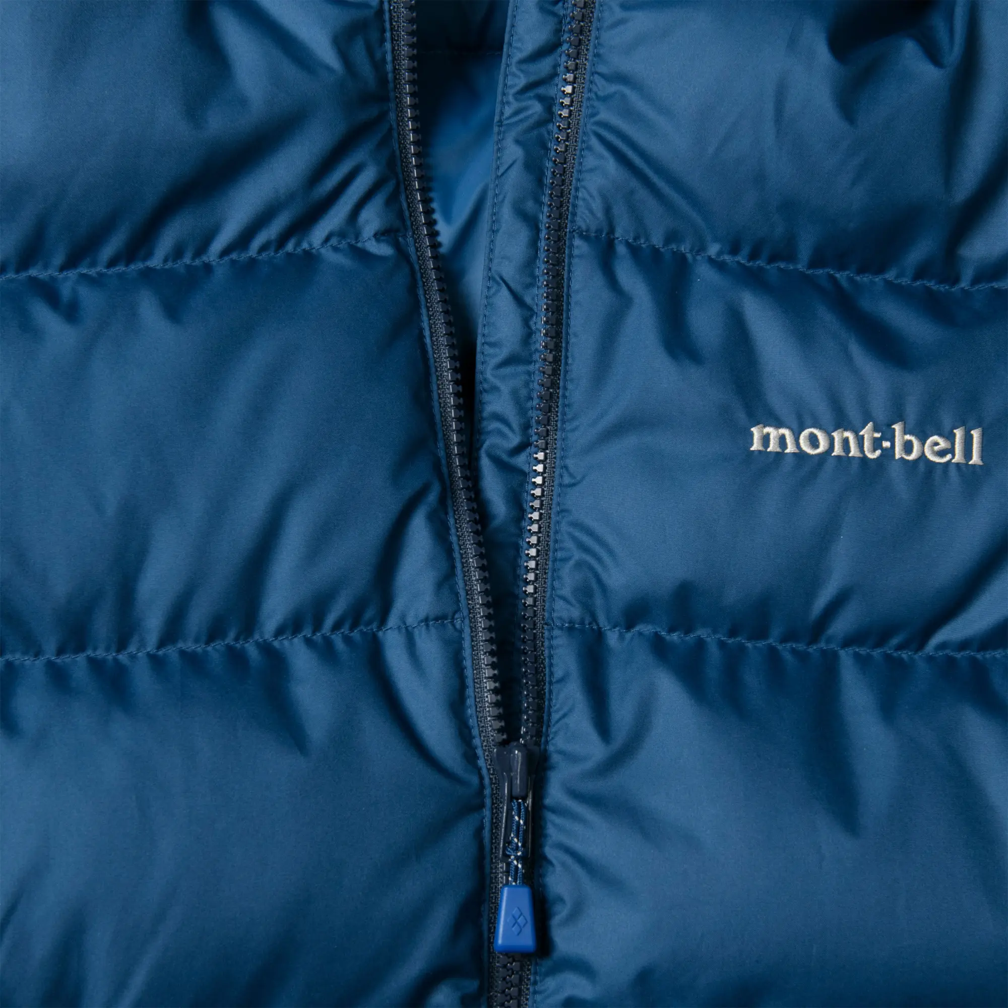 ダウンファイバー トラベルパーカ Kid's 140-160 | Montbell Japan