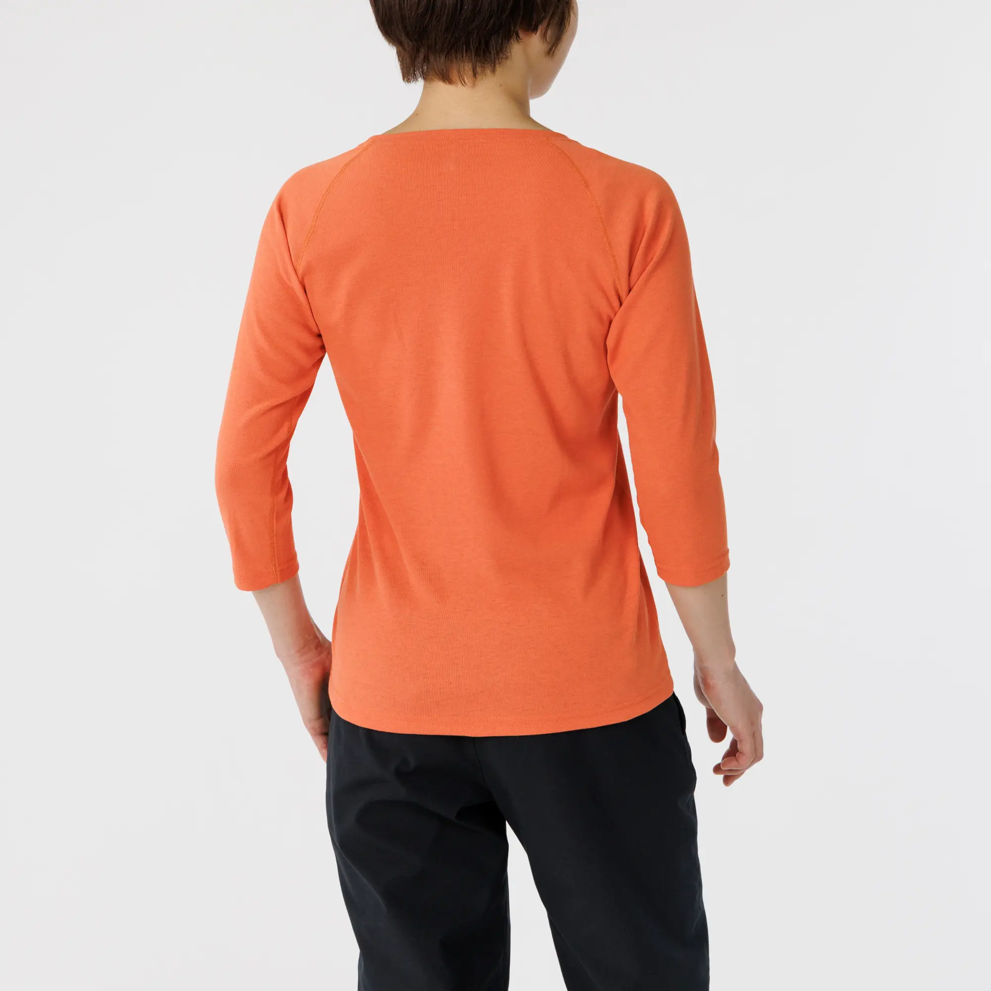 WIC.フィット セミロングスリーブT Women's | Montbell Japan