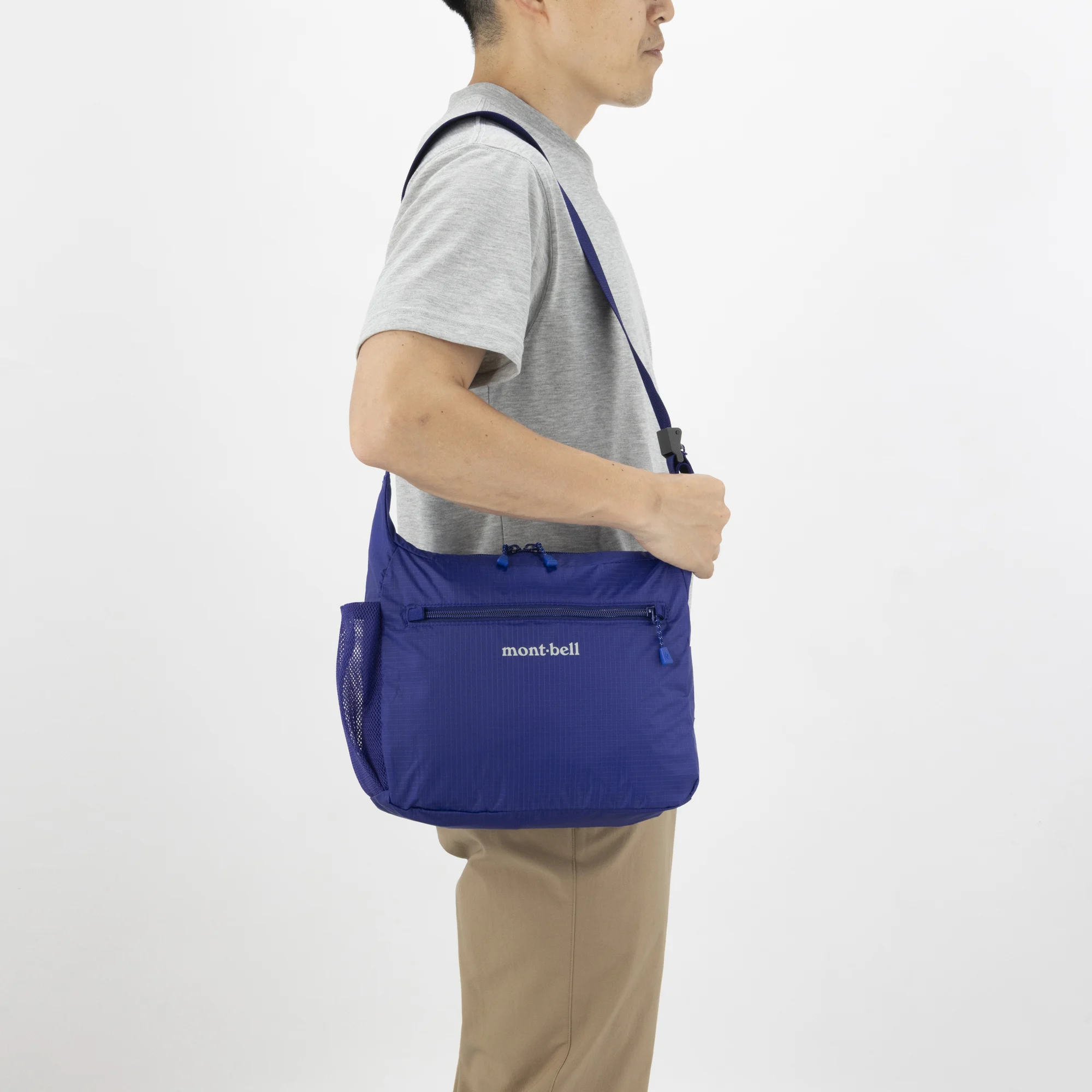 Pocketable Light Shoulder S | Montbell Japan