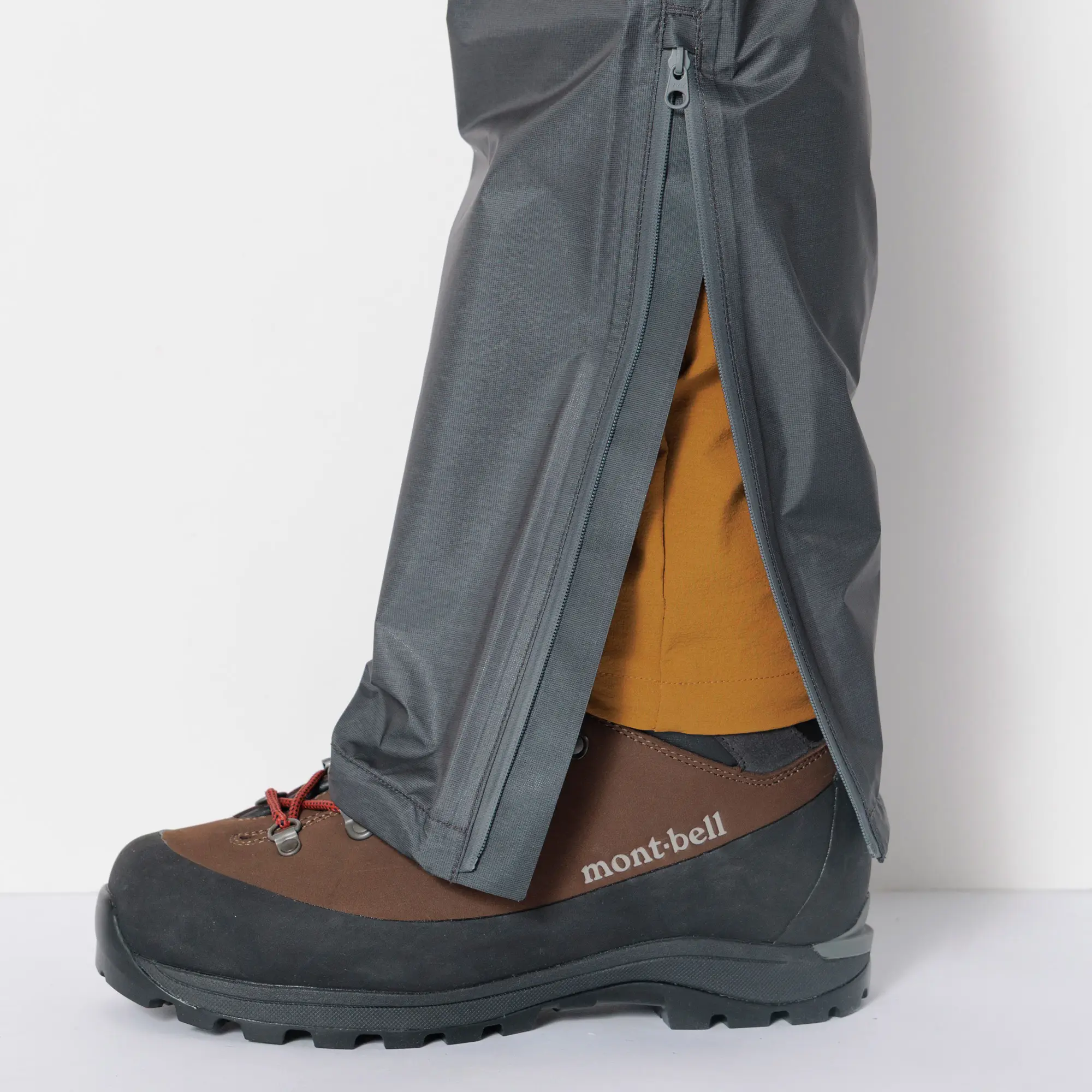 SUPER DRY-TEC U.L. Rain Pants Women's | Montbell Japan