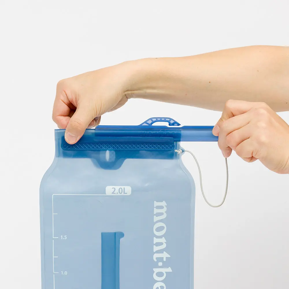 トレールウォーターパック 2.0L | Montbell Japan