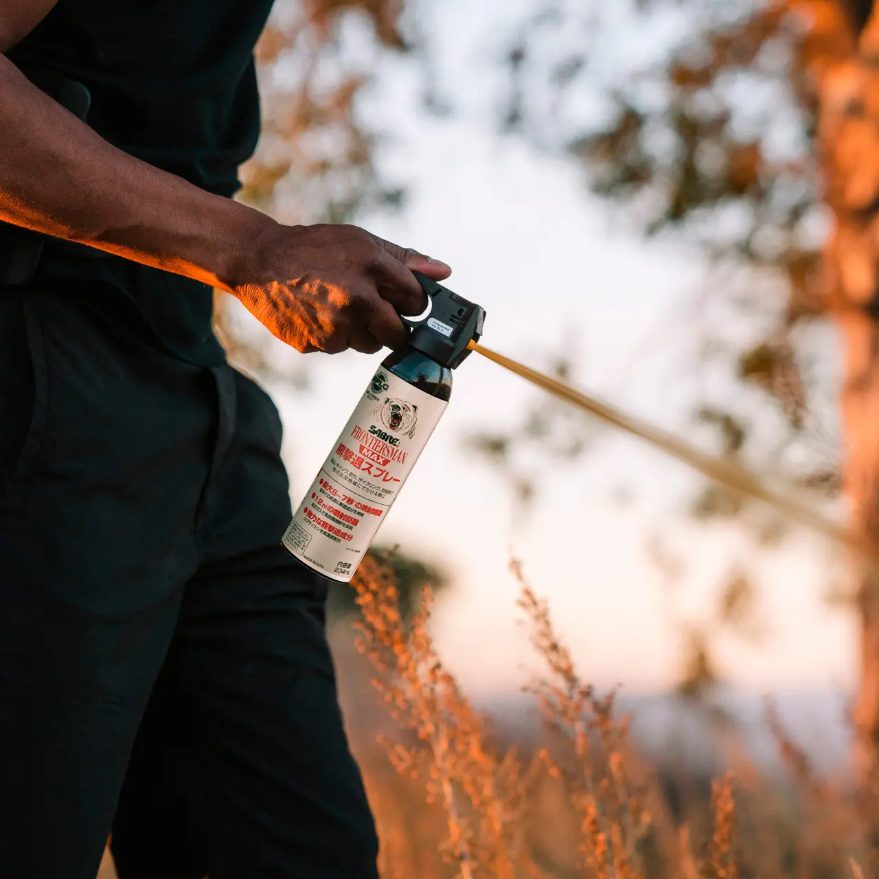 フロンティアーズマン マックス ベアスプレー272mL | Montbell Japan