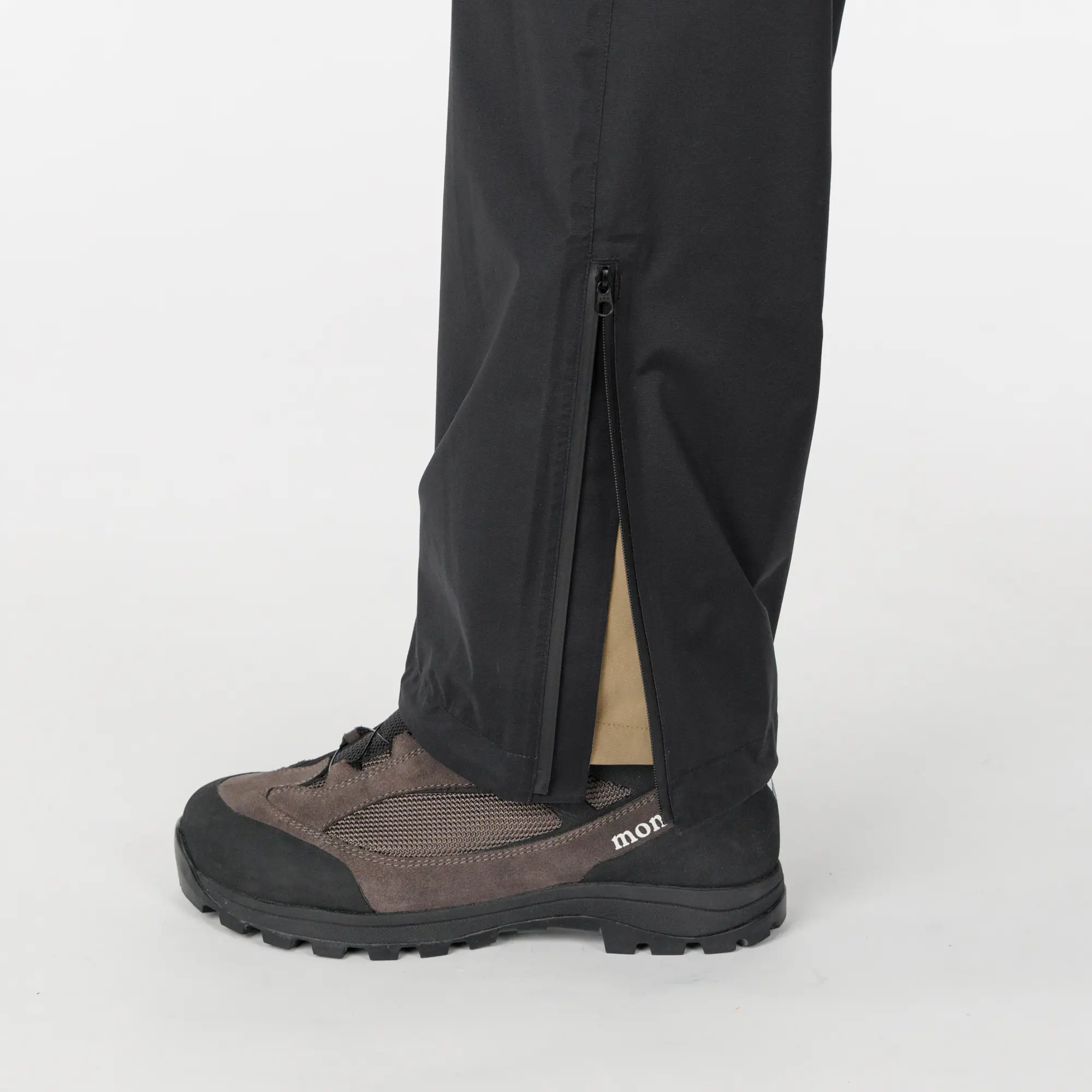 ドライテック ストレッチレインパンツ Men's | Montbell Japan
